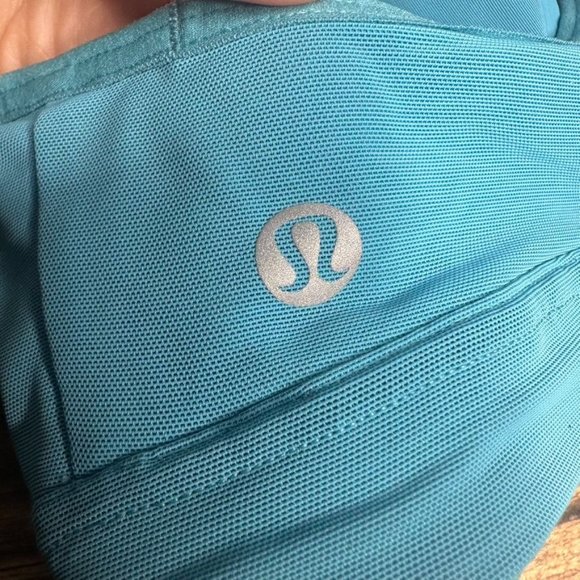 Lululemon All Day Breeze Bra NWT Size 6 (OCEA) - Picture 6 of 13